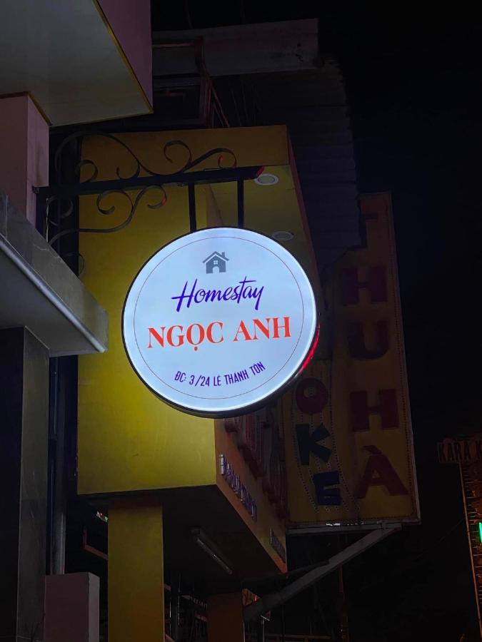 Ngoc Anh Homestay Thon Kim Long Exteriér fotografie